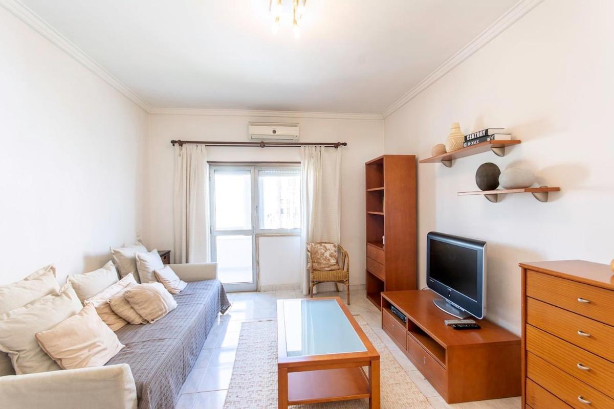 Cozy Peaceful Apartment In Almada By Innkeeper Ngoại thất bức ảnh